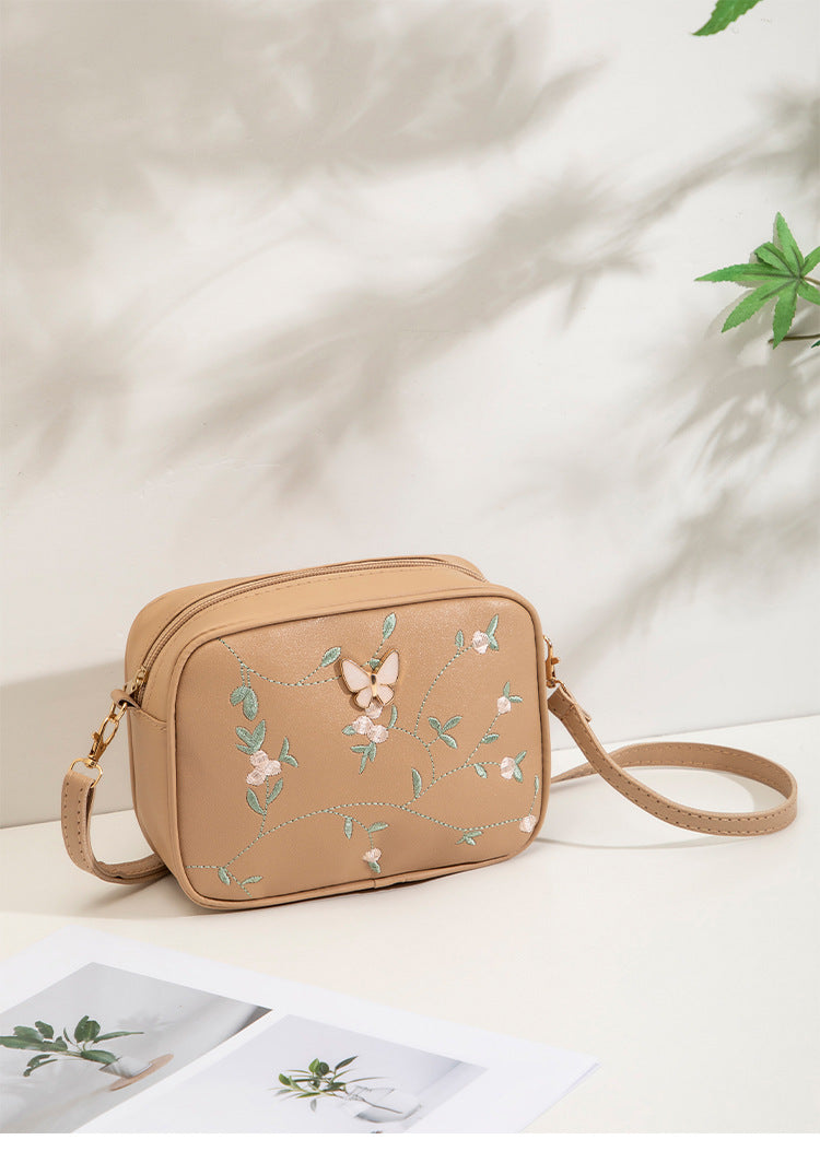 2024 New Embroidered Shoulder Bag Women's Bag Summer Fresh and Cute Flower Crossbody Bag Butterfly Decorative Camera Bag