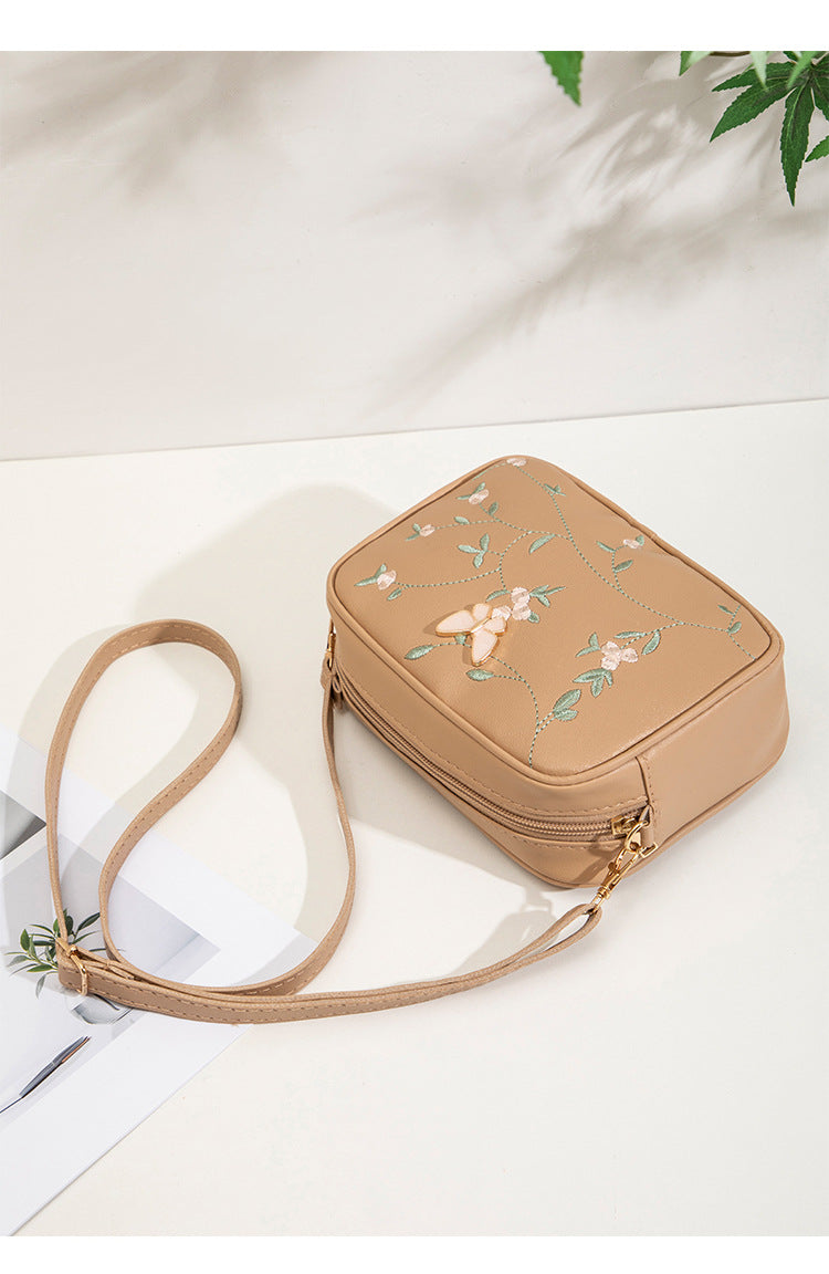 2024 New Embroidered Shoulder Bag Women's Bag Summer Fresh and Cute Flower Crossbody Bag Butterfly Decorative Camera Bag