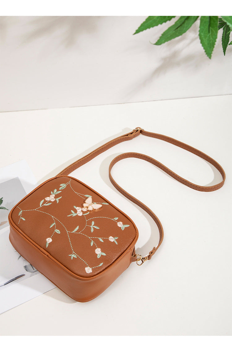 2024 New Embroidered Shoulder Bag Women's Bag Summer Fresh and Cute Flower Crossbody Bag Butterfly Decorative Camera Bag